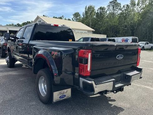Used 2025 Ford F350 Lariat AWD/4WD image 8
