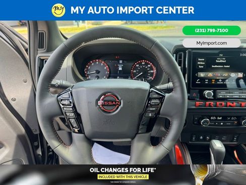 Used 2025 Nissan Frontier PRO-4X w/ Pro Premium Package AWD/4WD image 15