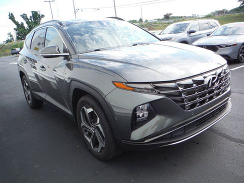 Used 2023 Hyundai Tucson Limited w/ Cargo Package AWD/4WD image 6