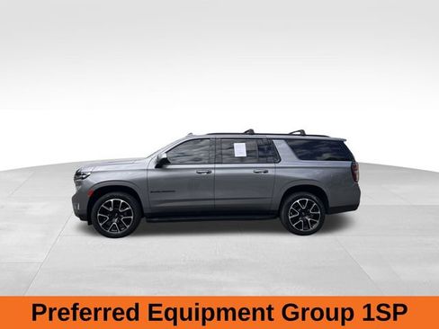Used 2021 Chevrolet Suburban RST image 2