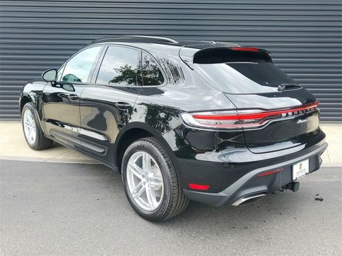 Used 2025 Porsche Macan Turbo image 3