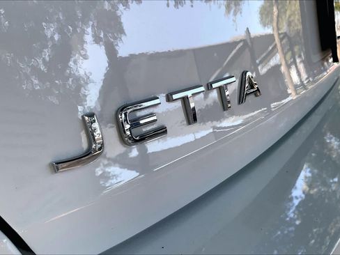 Used 2024 Volkswagen Jetta S FWD image 9