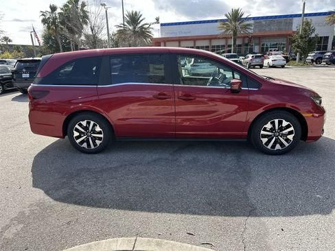 New 2026 Honda Odyssey EX-L image 7