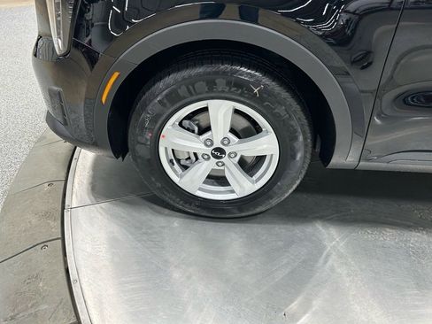 New 2026 Kia Sorento LX image 24