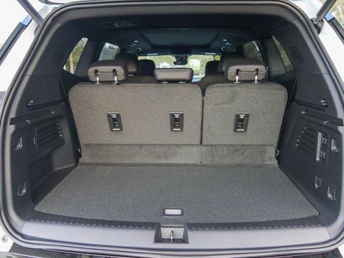 New 2026 GMC Acadia Denali w/ Super Cruise Package image 31