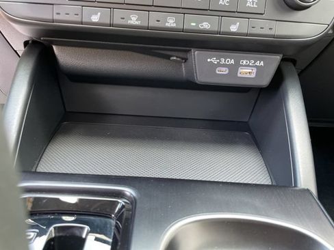 Used 2026 Subaru Outback Premium AWD/4WD image 16