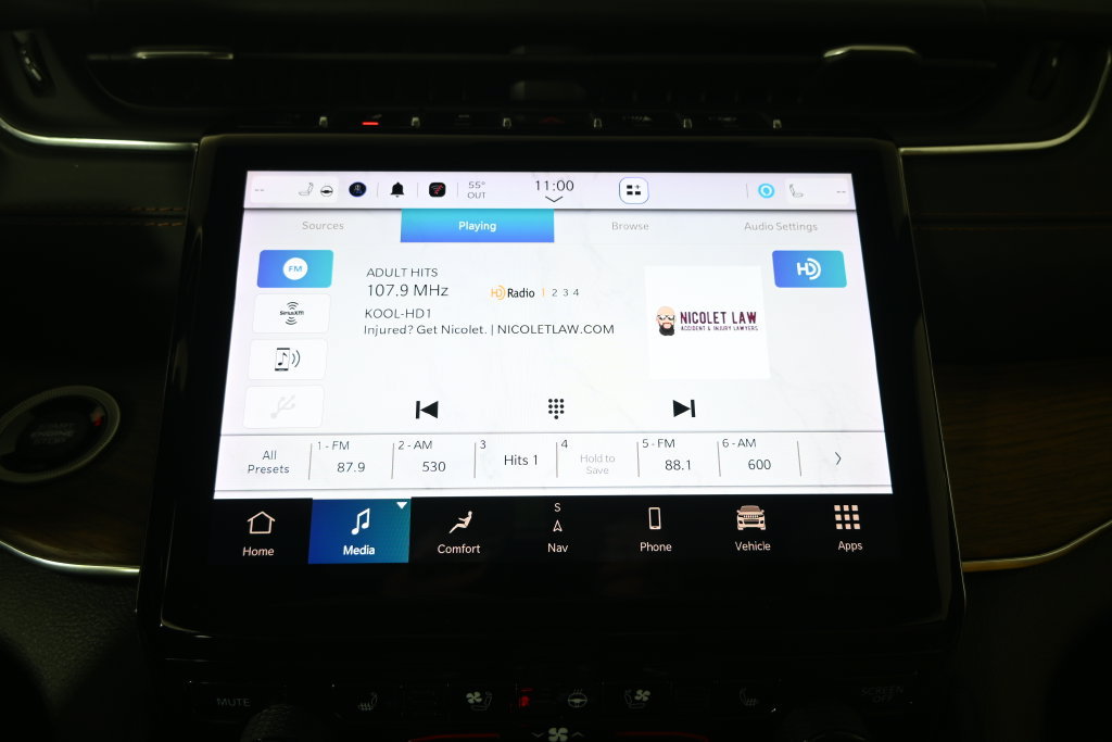 Used 2022 Jeep Grand Cherokee Summit w/ Adv Protech Group IV AWD/4WD image 27