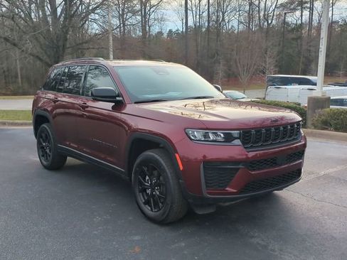New 2026 Jeep Grand Cherokee Altitude AWD/4WD image 7