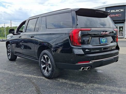Used 2025 GMC Yukon XL AT4 Ultimate AWD/4WD image 4