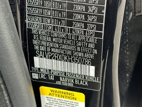 Used 2019 Land Rover Range Rover Evoque SE image 25