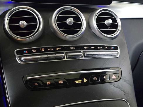 Certified 2022 Mercedes-Benz GLC 300 4MATIC Coupe image 32