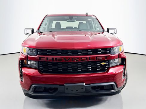 Used 2020 Chevrolet Silverado 1500 Custom w/ Custom Value Package RWD image 2