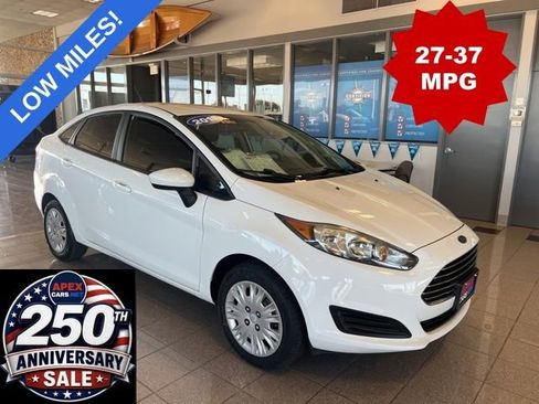 Used 2018 Ford Fiesta S FWD image 1
