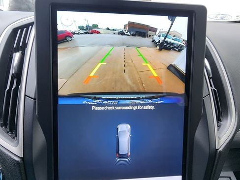 Used 2022 Ford Edge SEL w/ Convenience Package image 22