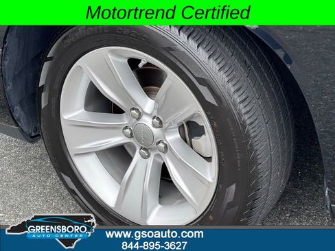 Used 2023 Dodge Challenger SXT image 37