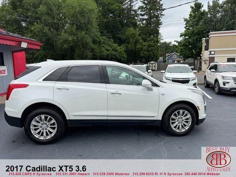 Used 2017 Cadillac XT5 FWD image 8