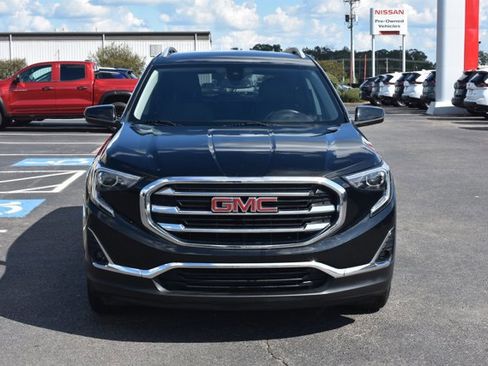 Used 2020 GMC Terrain SLT image 2
