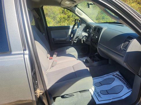 Used 2006 Dodge Dakota ST image 14