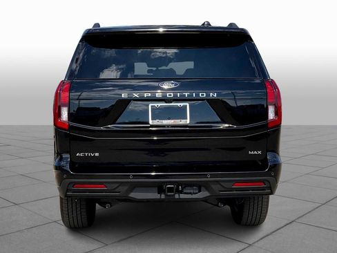 New 2025 Ford Expedition Max Active image 4