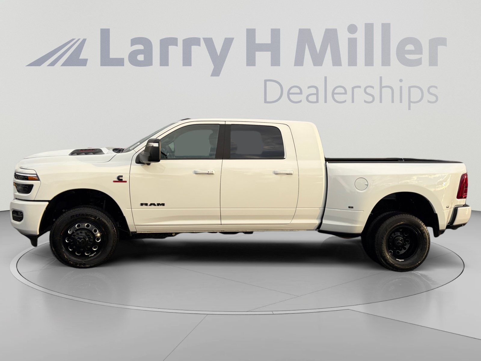 New 2026 RAM 3500 Laramie w/ Night Edition AWD/4WD image 2