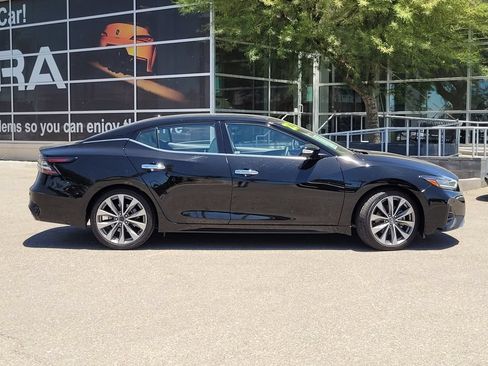 Used 2022 Nissan Maxima Platinum w/ Sport Mat Group FWD image 5