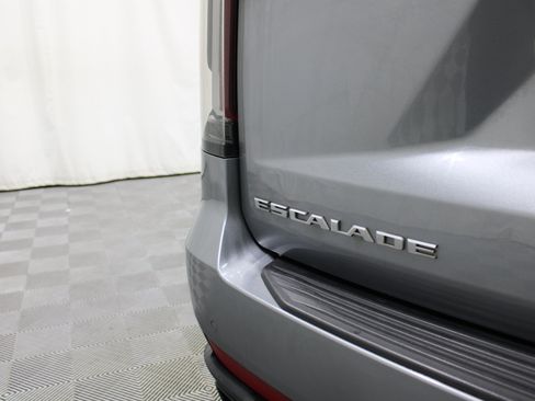 Used 2021 Cadillac Escalade Sport AWD/4WD image 31