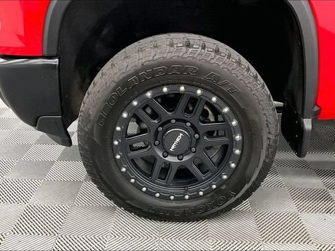 Used 2024 Chevrolet Silverado 2500 W/T AWD/4WD image 10