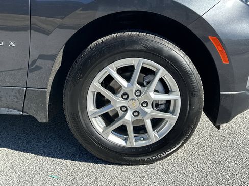 Used 2023 Chevrolet Equinox LT image 12