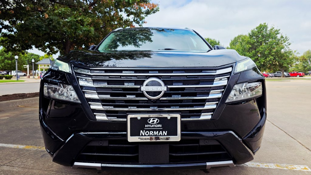 Used 2024 Nissan Rogue Platinum AWD/4WD image 12