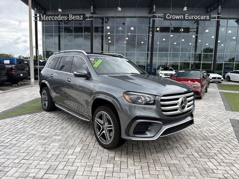 Certified 2026 Mercedes-Benz GLS 450 4MATIC image 7