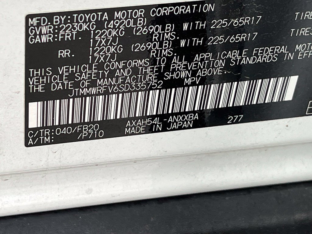 Used 2025 Toyota RAV4 LE AWD/4WD image 22