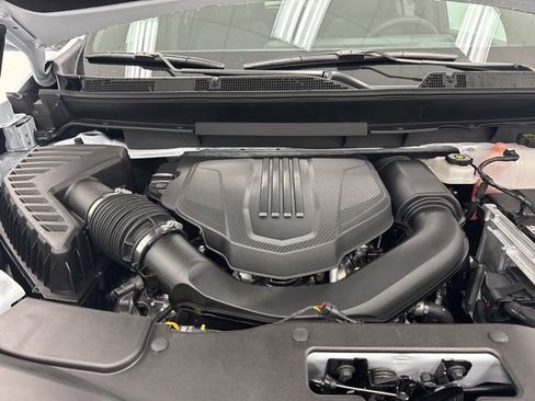 New 2026 Chevrolet Traverse LT w/ Sun and Wheel Package image 40