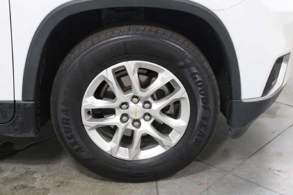 Used 2018 Chevrolet Traverse LT FWD image 59