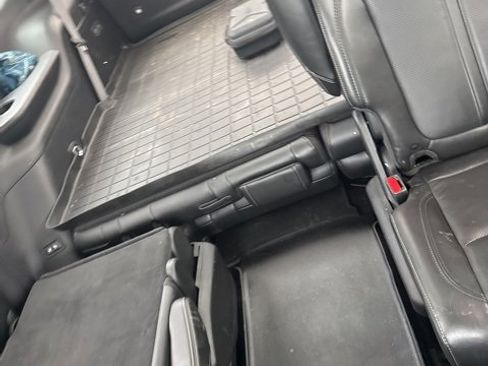 Used 2022 Jeep Wagoneer Series III w/ Premium Group I image 8