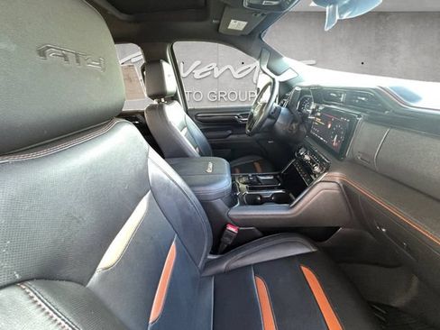Used 2024 GMC Sierra 2500 AT4 w/ AT4 Premium Plus Package AWD/4WD image 30