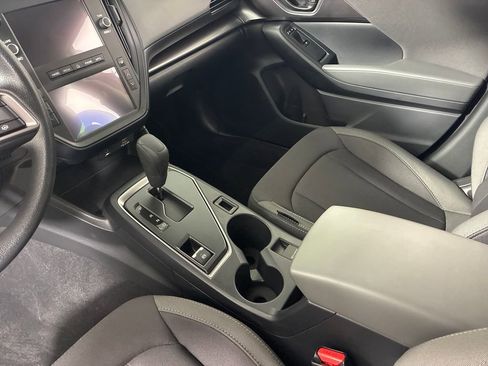 Certified 2025 Subaru Impreza 2.0i image 24