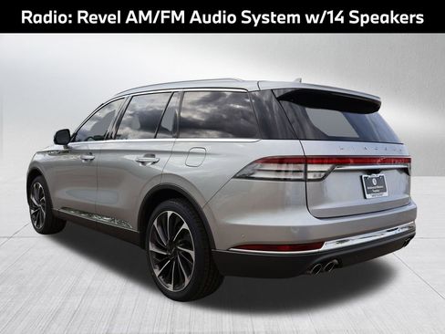 Used 2020 Lincoln Aviator Reserve w/ Equipment Group 201A AWD/4WD image 8