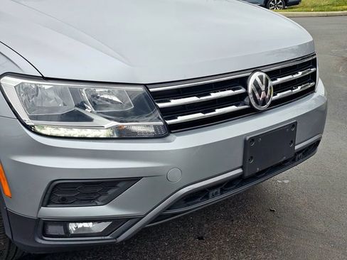 Used 2021 Volkswagen Tiguan SEL image 3