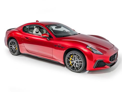 New 2024 Maserati GranTurismo Trofeo image 9