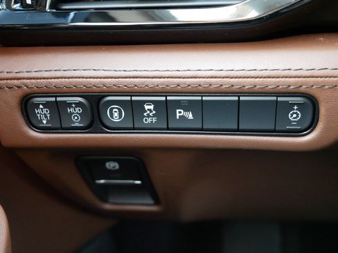 Certified 2024 Acura MDX SH-AWD w/ Advance Package image 26