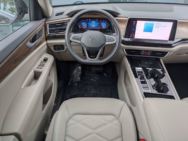 New 2026 Volkswagen Atlas SE FWD image 17