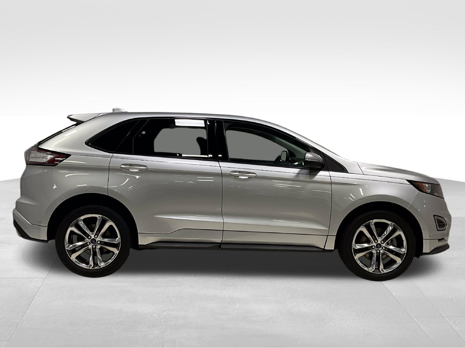 Used 2015 Ford Edge Sport w/ Equipment Group 401A AWD/4WD image 4