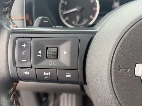 Used 2024 Nissan Pathfinder Rock Creek AWD/4WD image 16