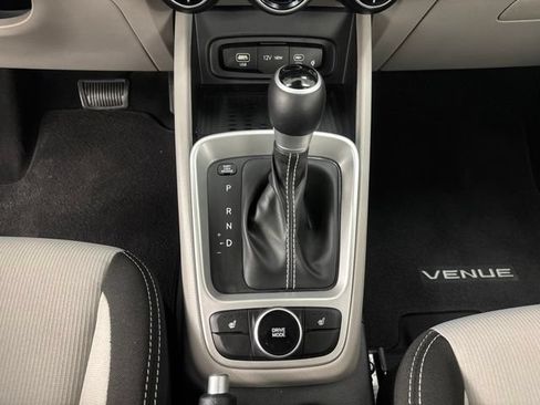 Certified 2026 Hyundai Venue SEL FWD image 23