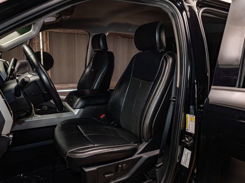 Used 2020 Ford F250 Lariat w/ Lariat Value Package AWD/4WD image 23