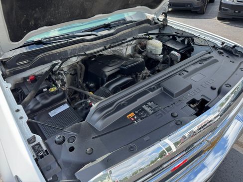Used 2017 Chevrolet Silverado 2500 LT AWD/4WD image 24