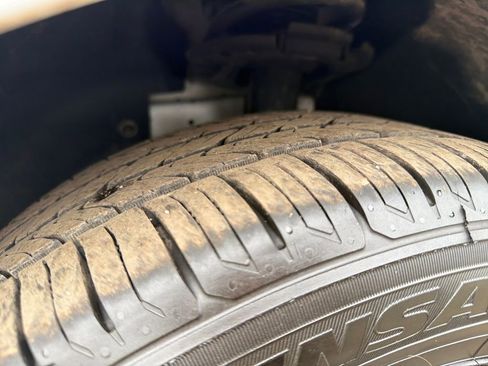 Used 2015 Ford Transit Connect XL image 28