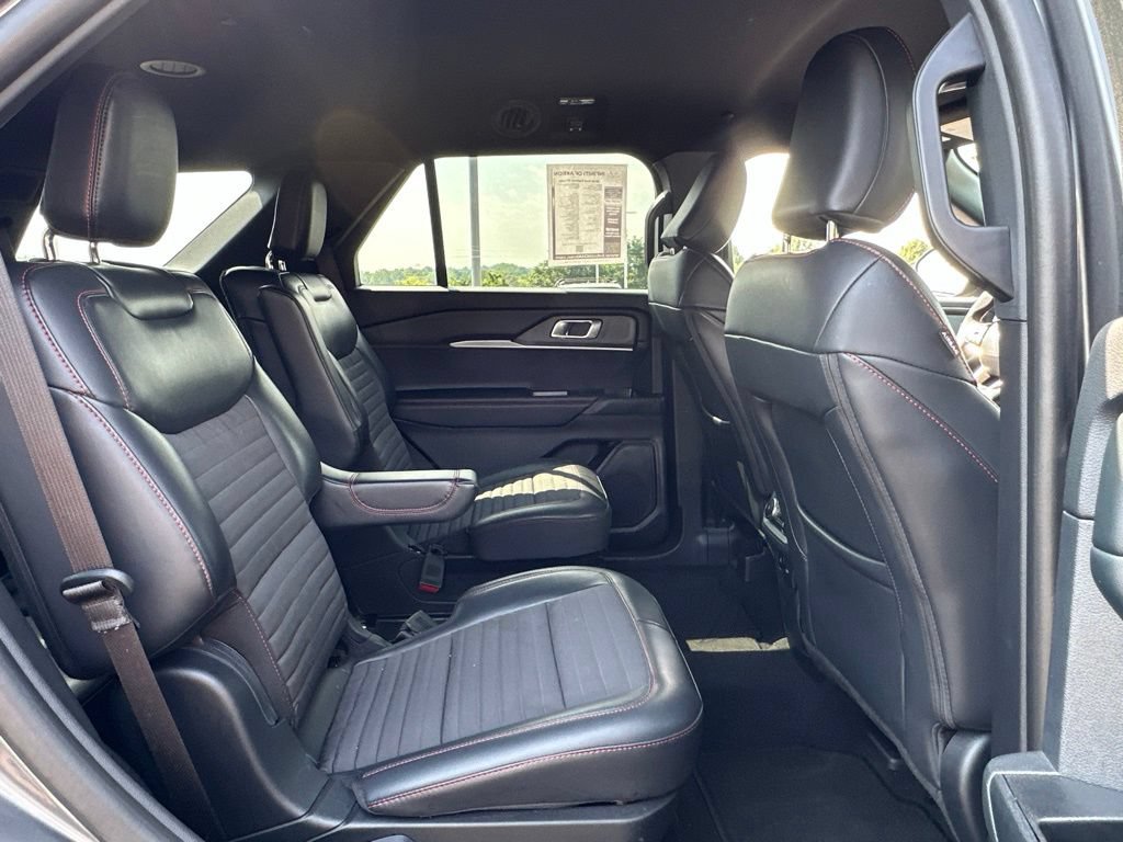 Used 2026 Ford Explorer ST-Line AWD/4WD image 29