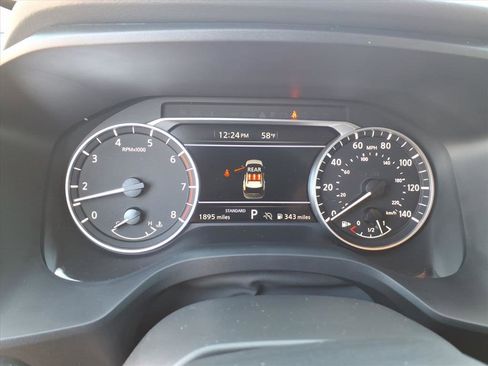 Certified 2025 Nissan Rogue SV image 8