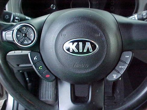 Used 2015 Kia Soul image 22